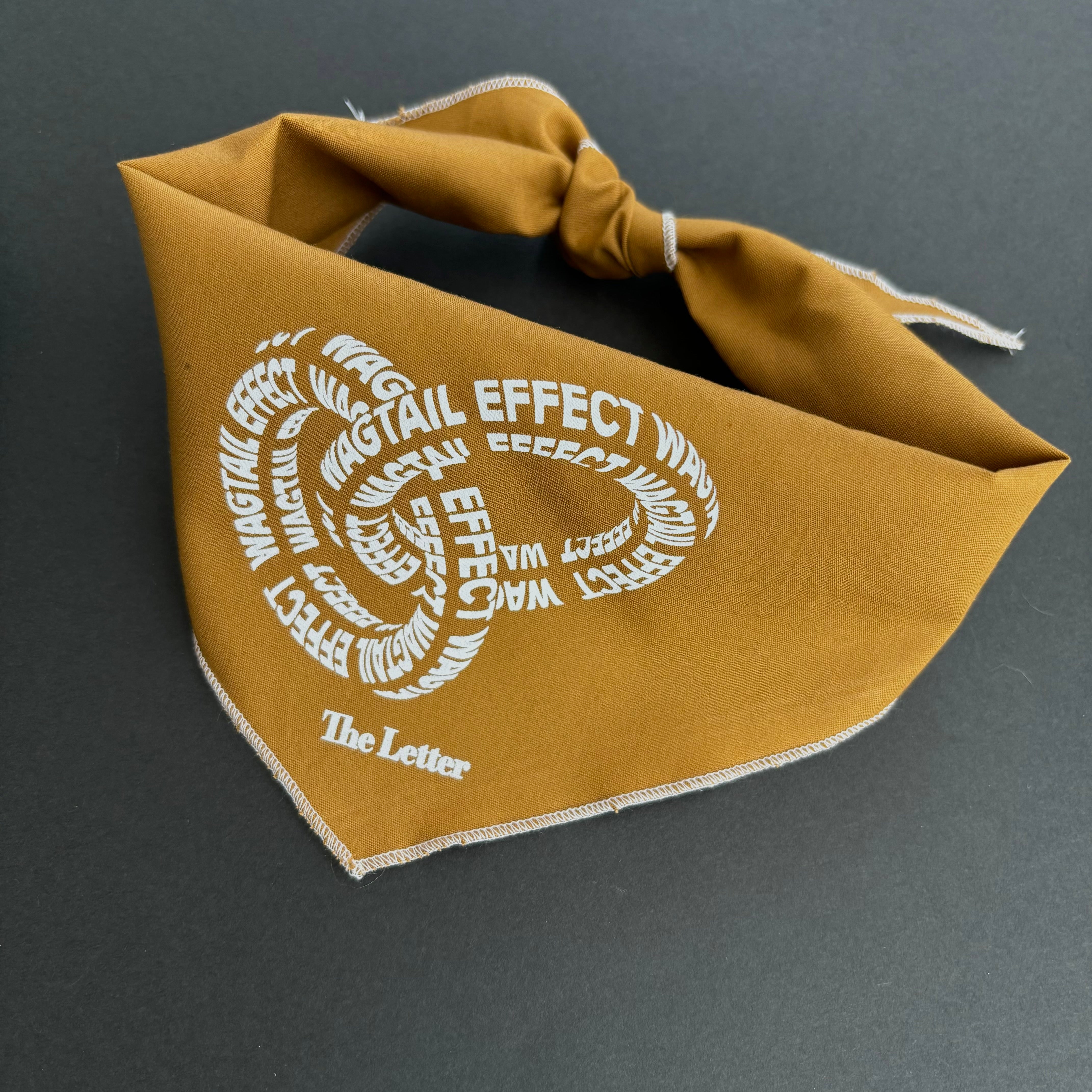 保護活動支援“WAGTAIL EFFECT”ペットバンダナ(グリーン、マスタード)