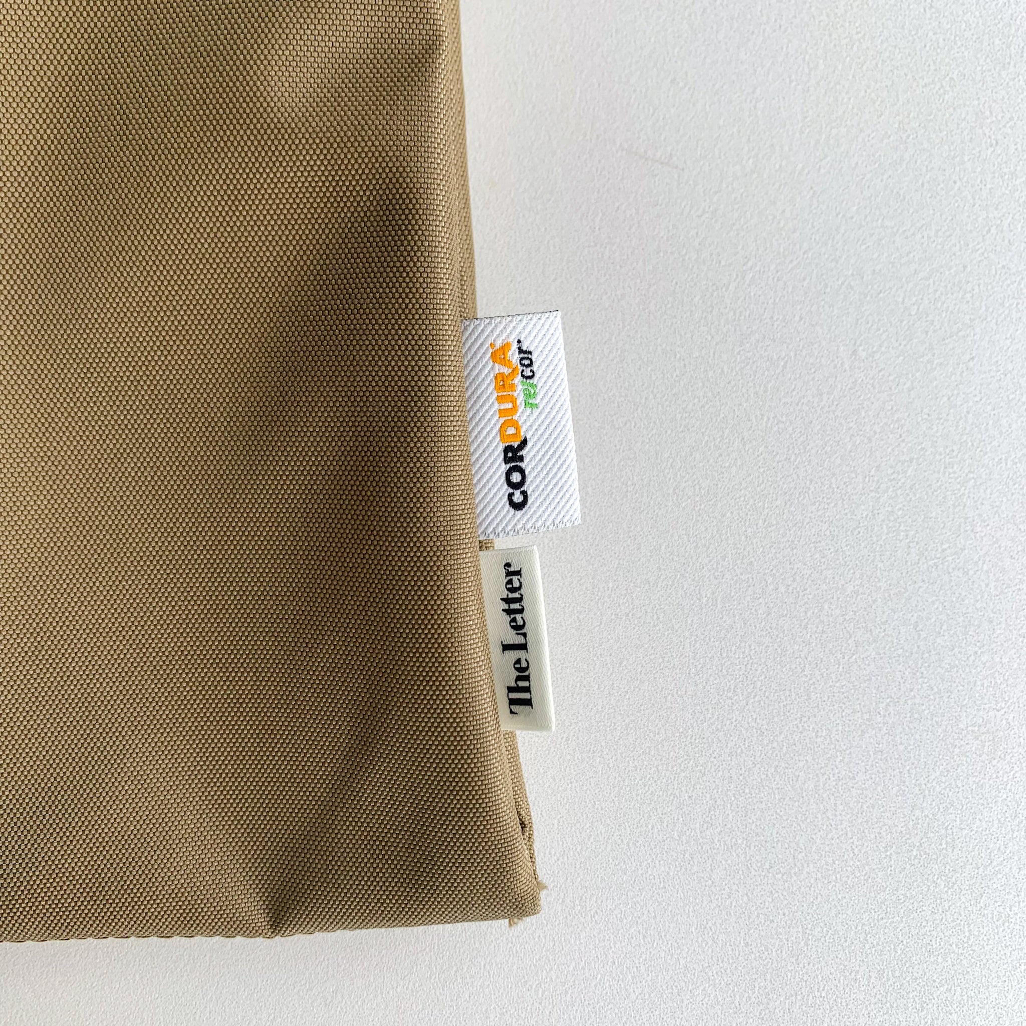 eco/LETTER the BAG(ブラック/ベージュ)