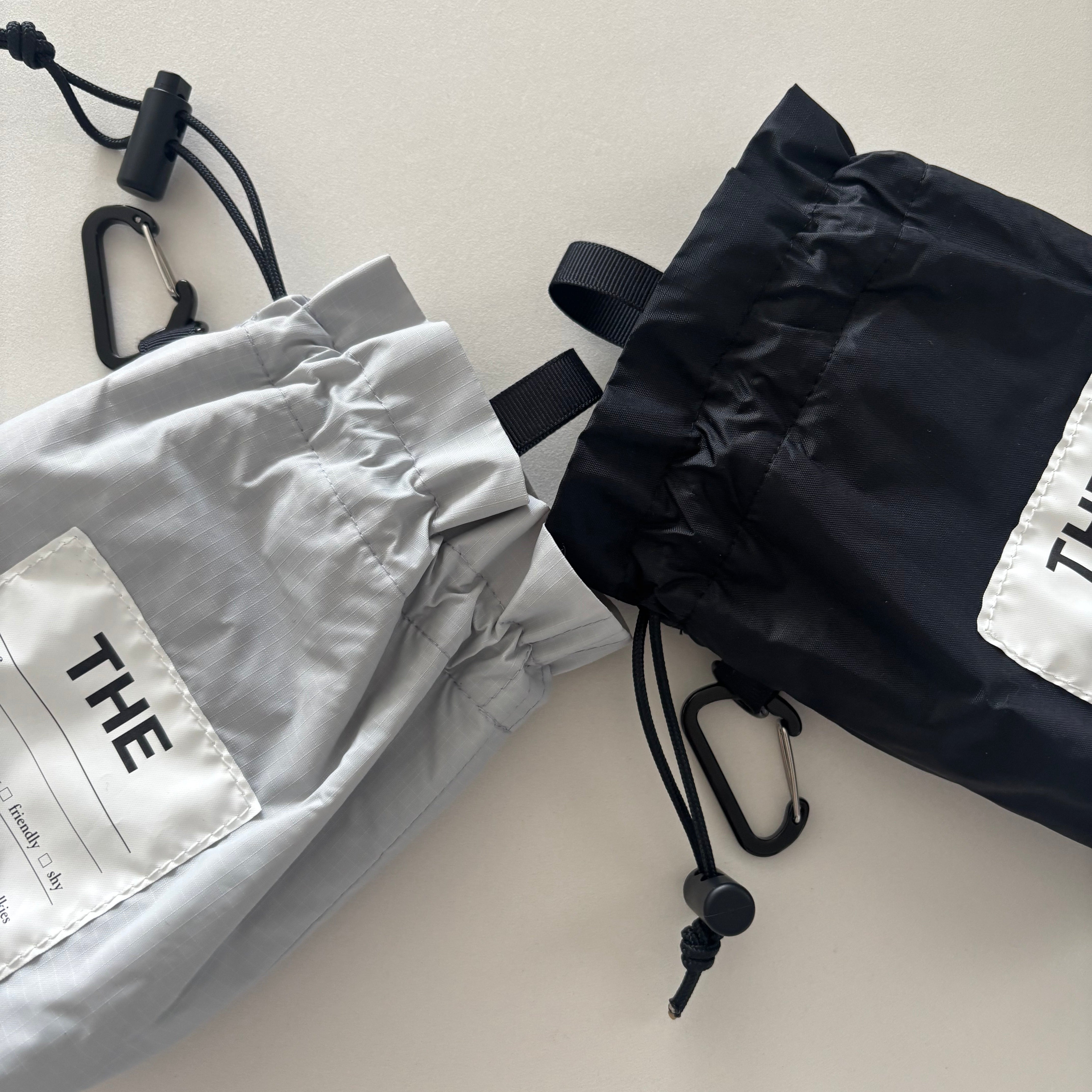 eco/THE mini マルチポーチM(ブラック/ライトグレー)